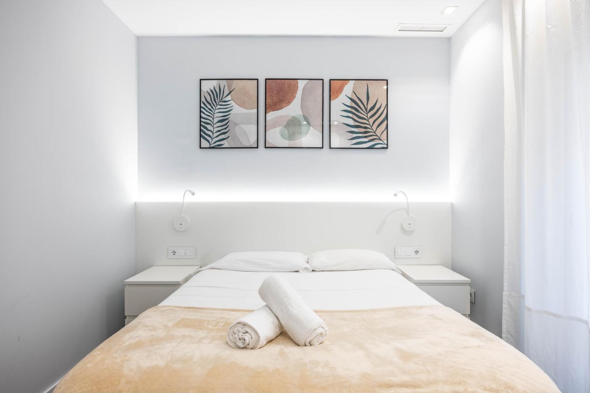 Apartamentos Turisticos Metropolis By Cartagenaspain Екстериор снимка